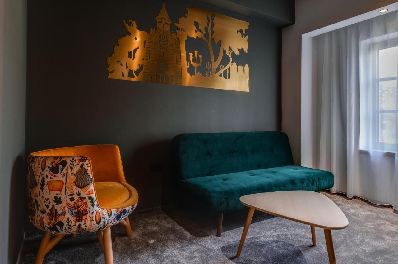 Mercure 4*